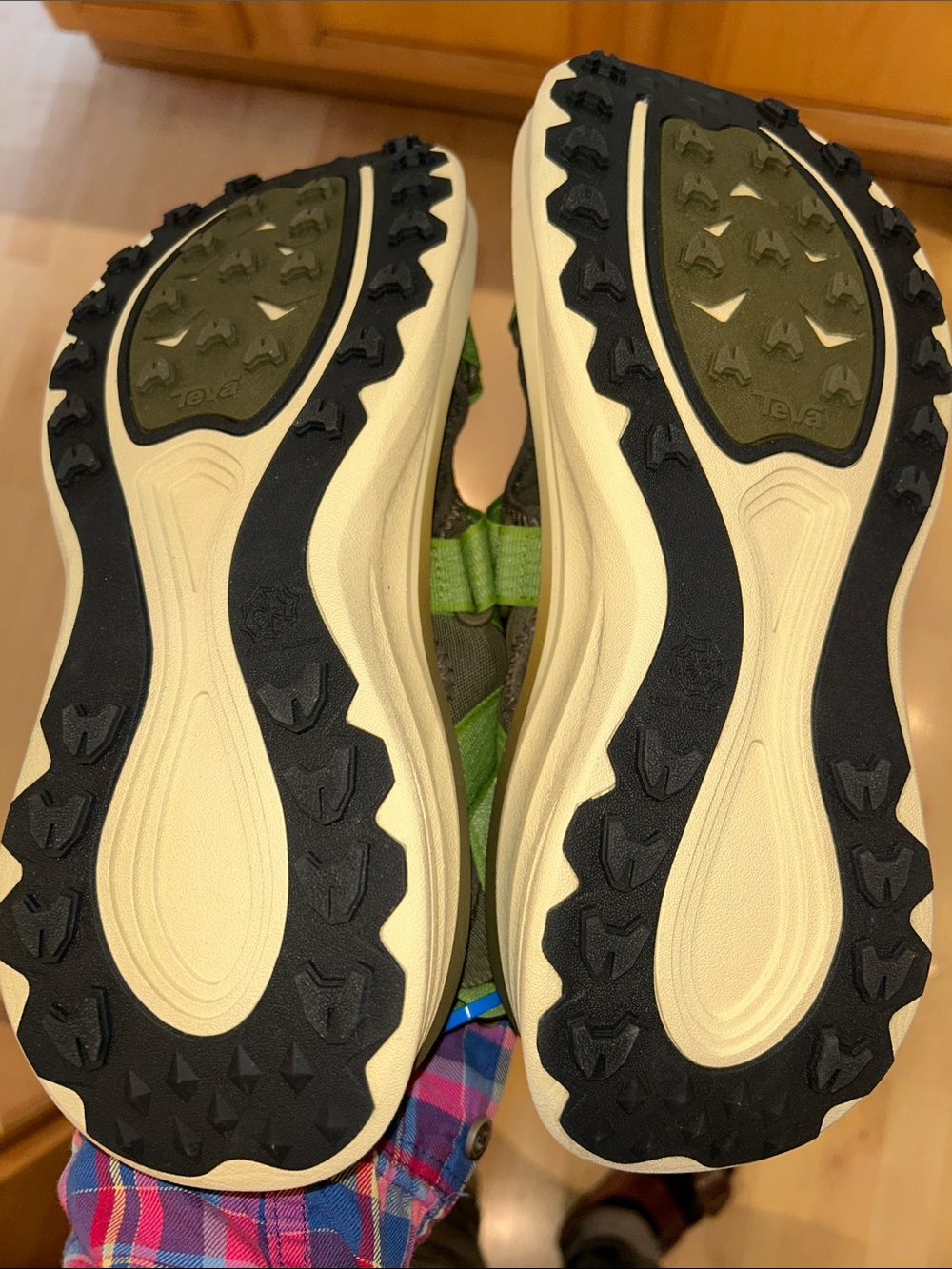 Teva Aventrail R2T - Picture 4 of 5
